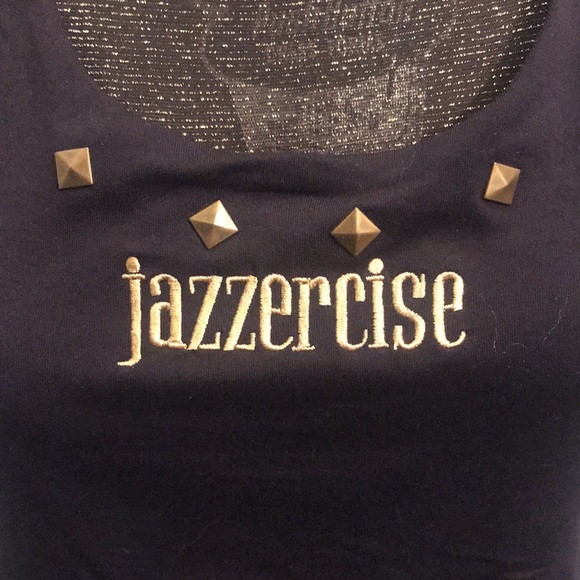 Jazzercise Athletic Top with Built-in shelf Bra - Picture 4 of 10